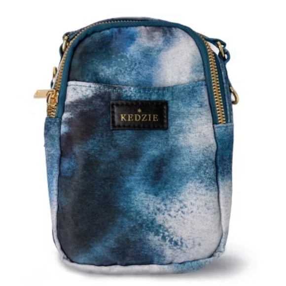 KEDZIE CROSSBODY ZIPPER BAG. ADJUSTABLE STRAP, TIE-DYE PRINT. - Picture 4 of 11